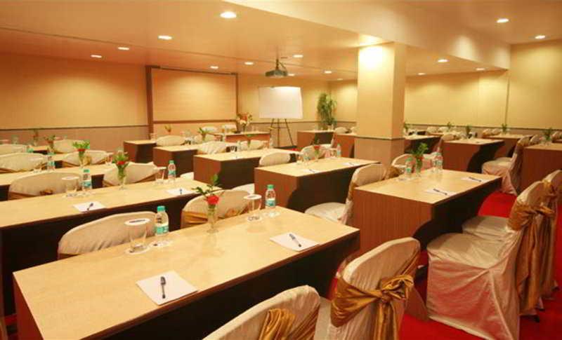 Hotel Tip Top Plaza ターネー エクステリア 写真