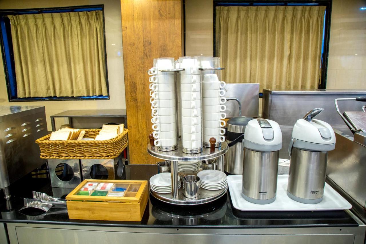 Hotel Tip Top Plaza ターネー エクステリア 写真
