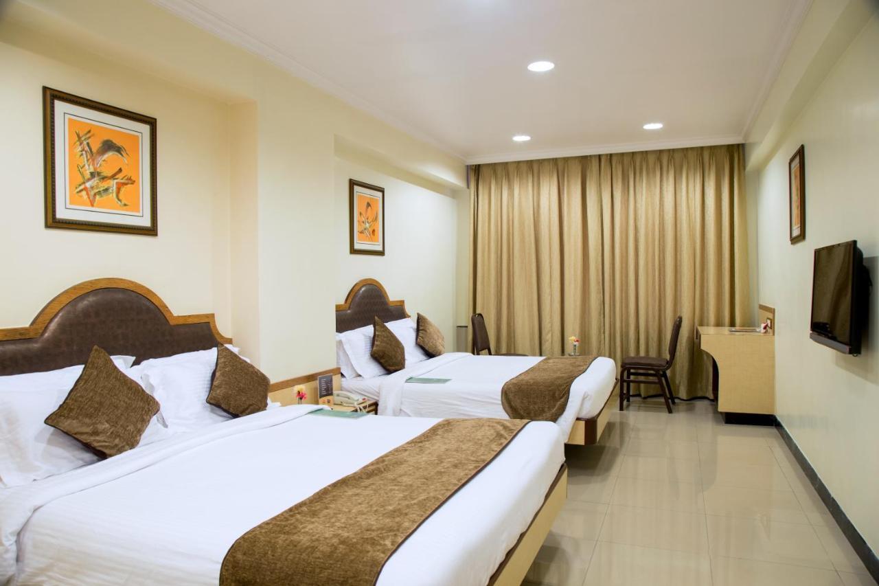 Hotel Tip Top Plaza ターネー エクステリア 写真