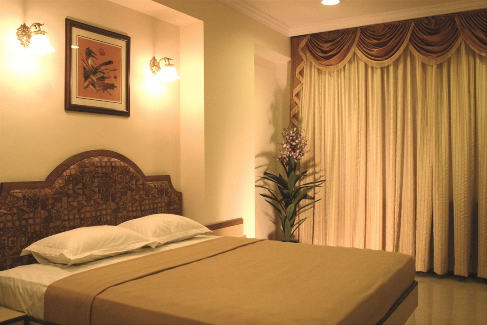 Hotel Tip Top Plaza ターネー エクステリア 写真