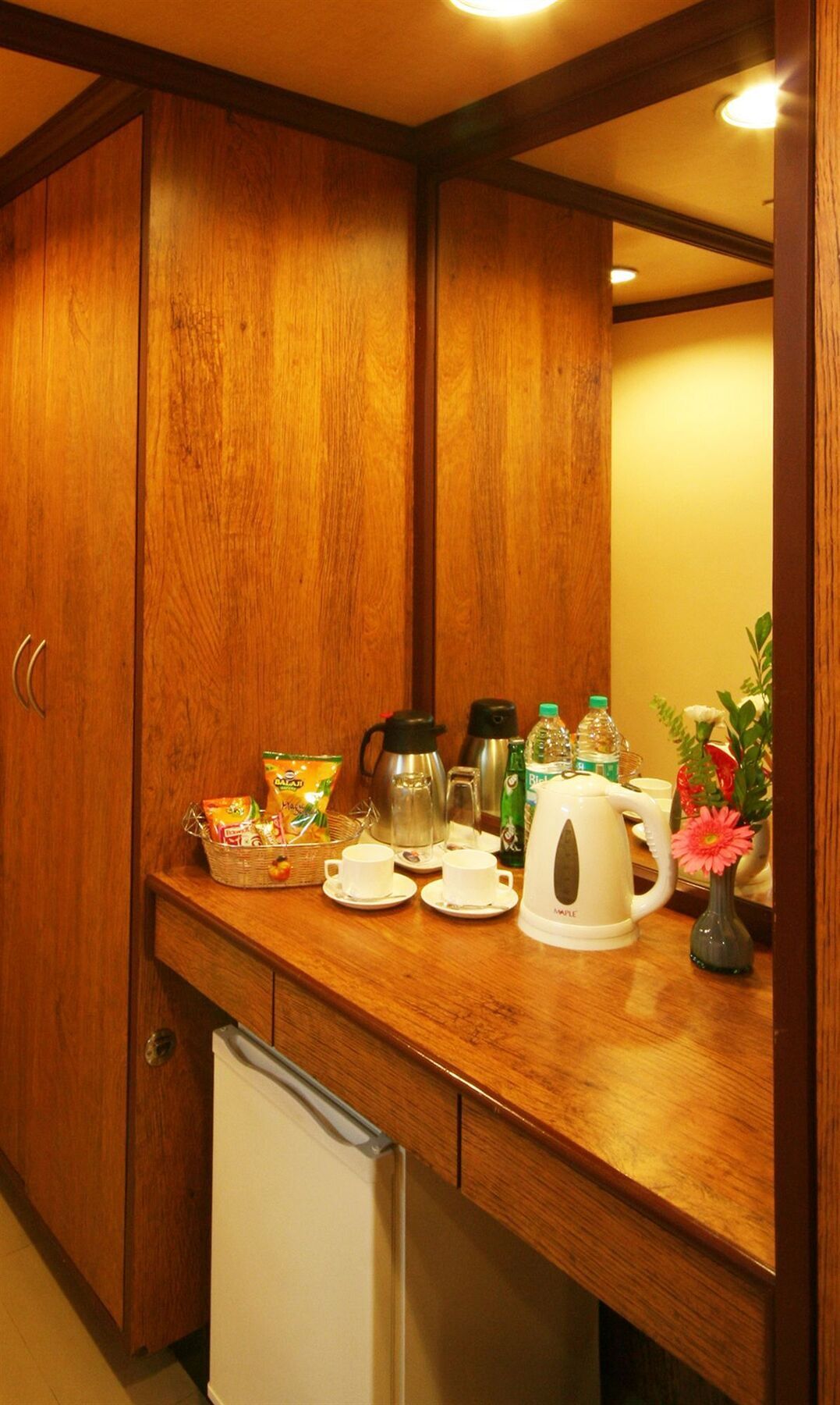 Hotel Tip Top Plaza ターネー エクステリア 写真